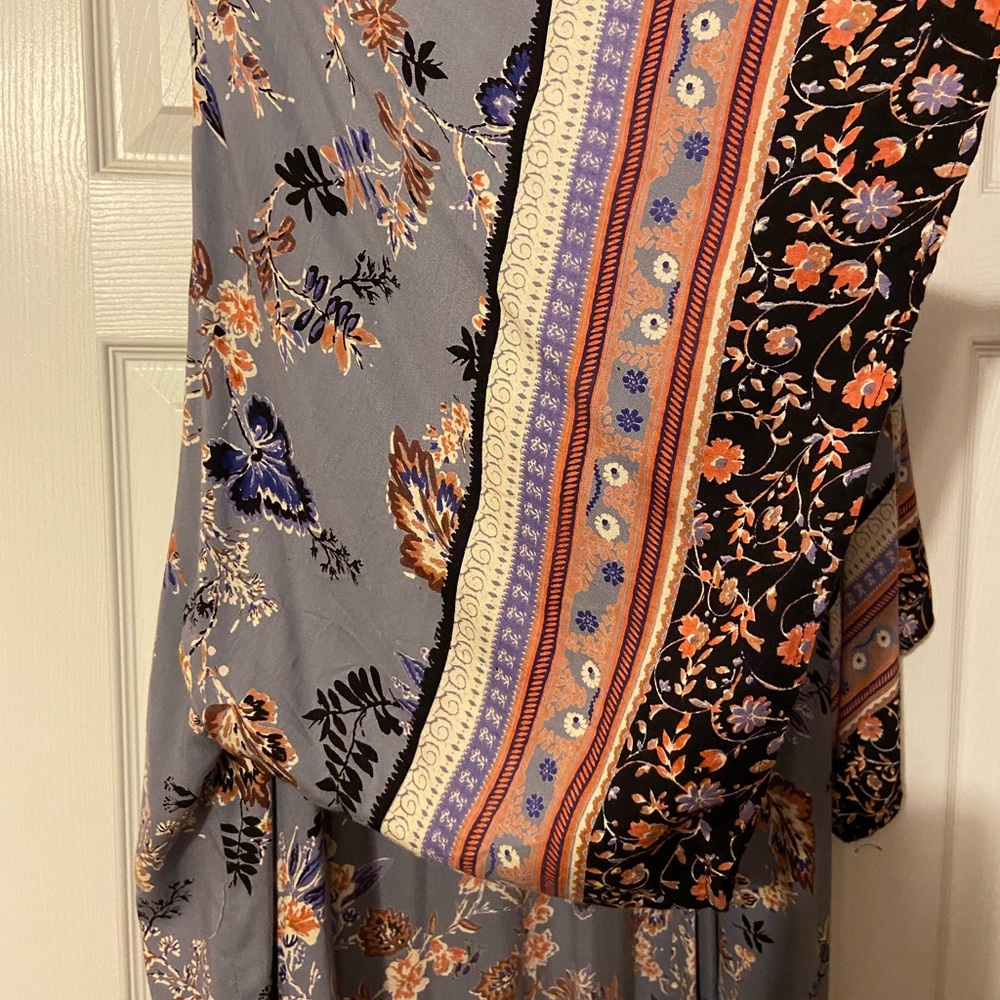 Angie floral duster - Picture 3 of 4